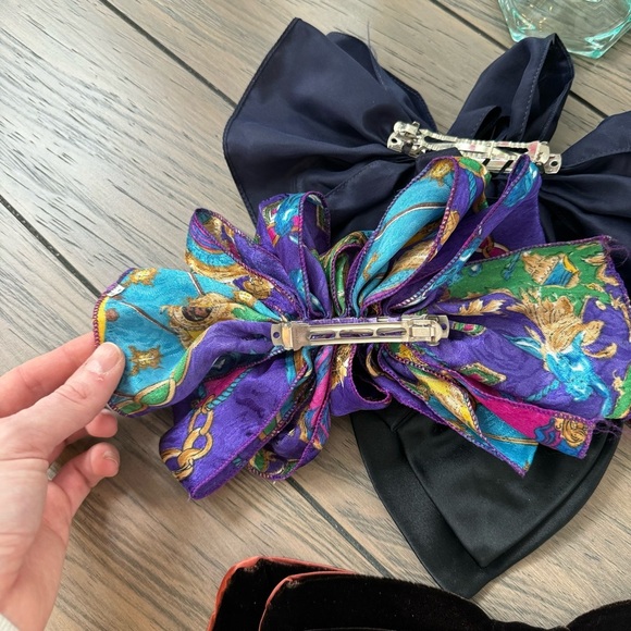 Lot of 4 Vintage 80’s giant hair bows main image 4